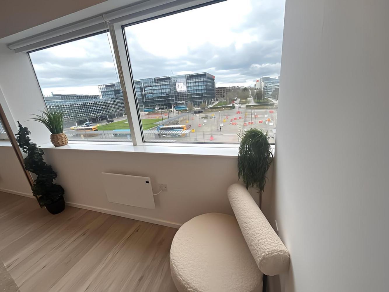 1Br Luxury Flat At Train Station - Long Stays Welcome - Just Ask Milton Keynes Kültér fotó